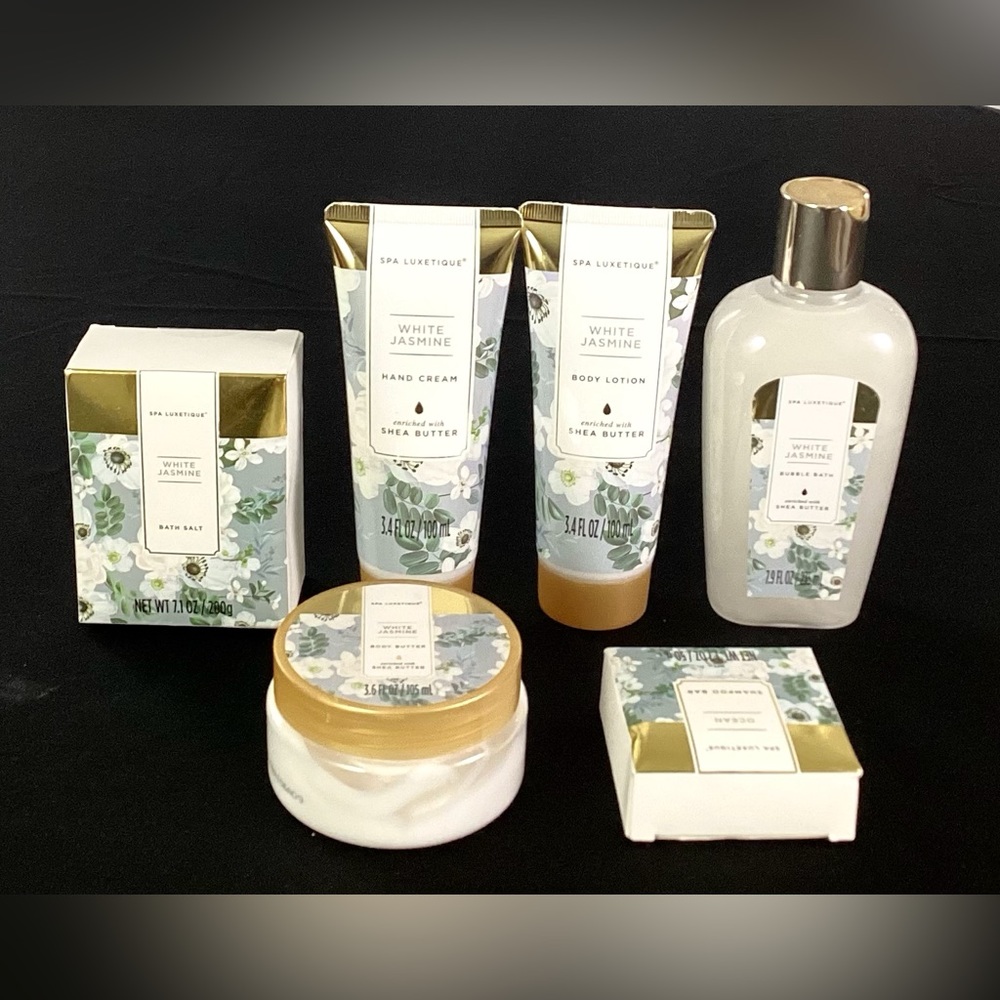 COPY - Lot of white Jasmine products-by spa luxetique